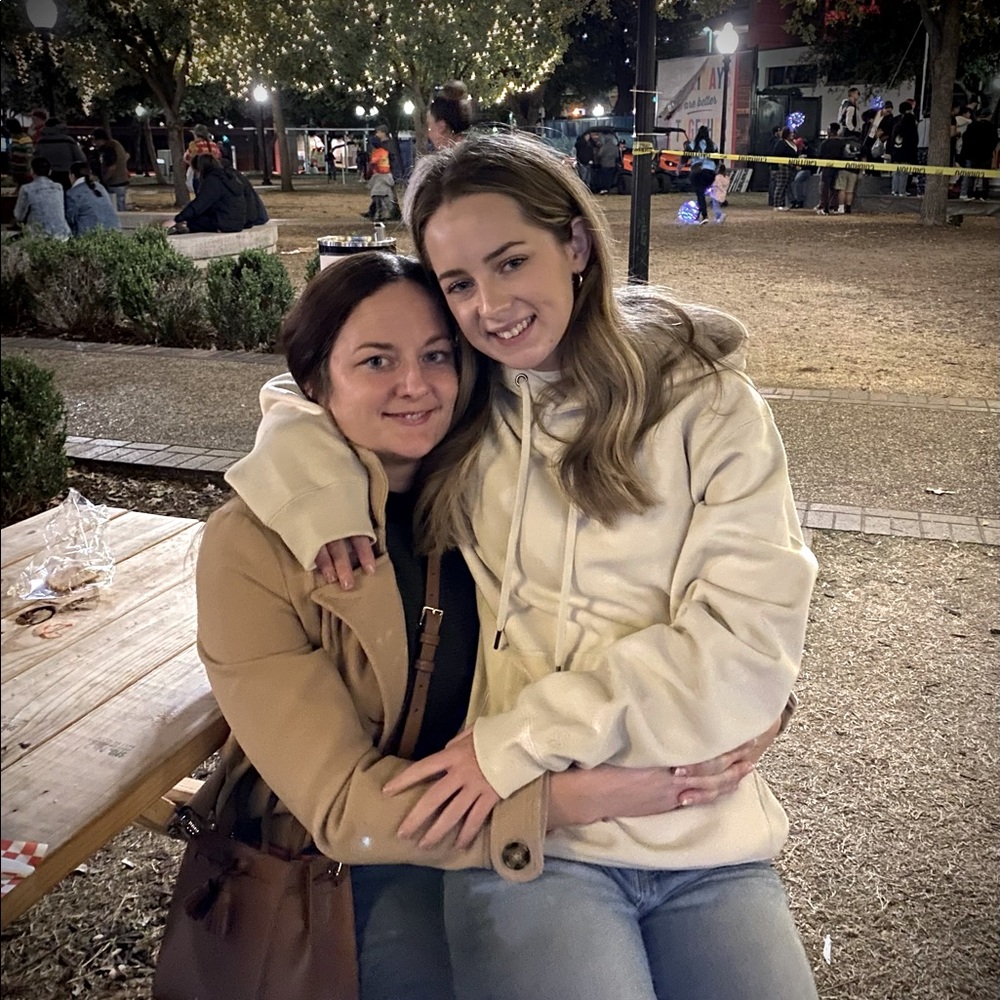 Meet your Posher, Jenn